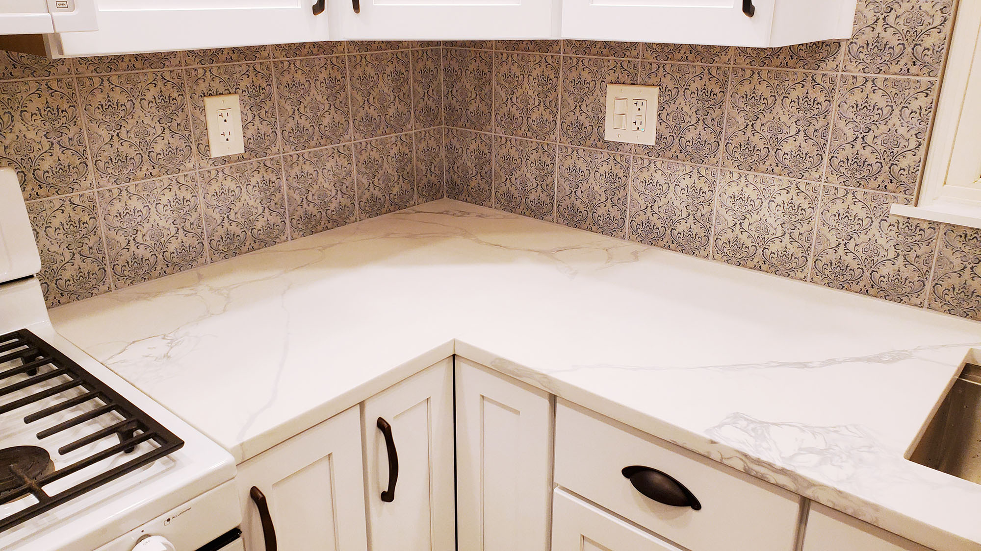Kitchen counter and backsplash